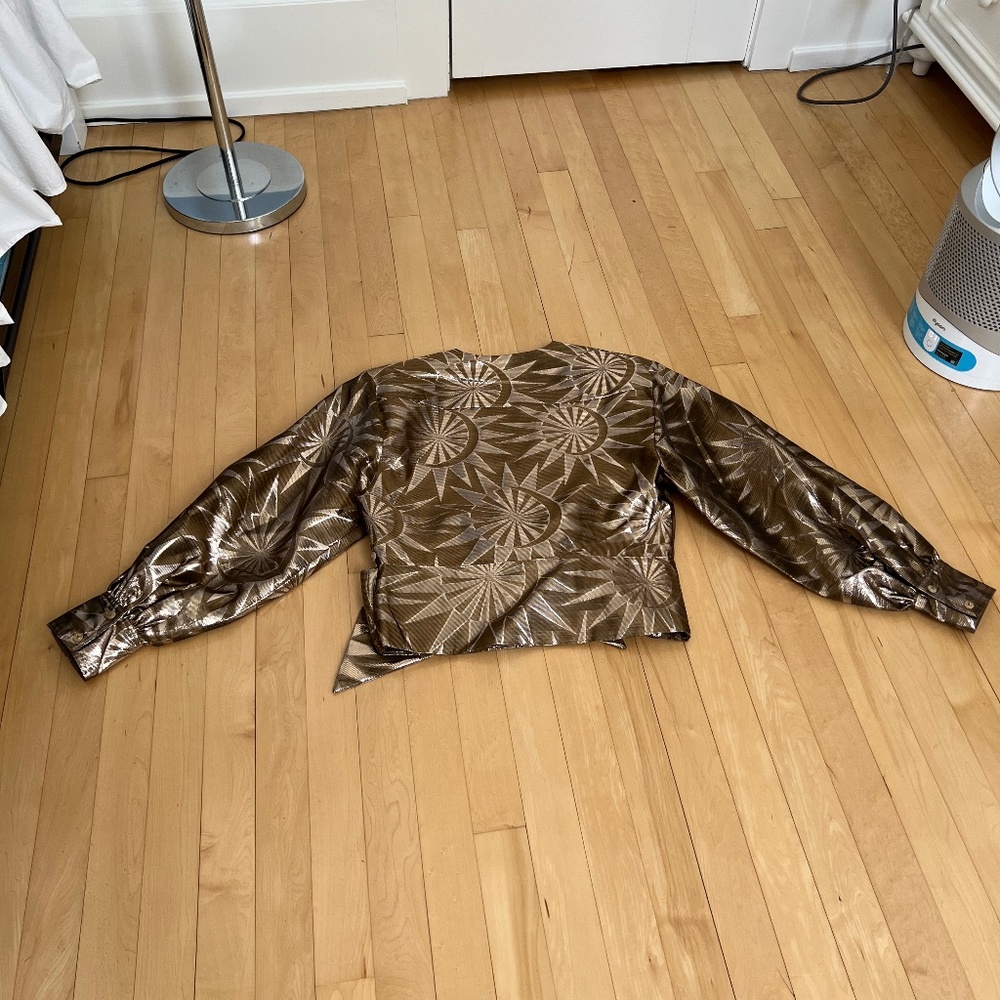 Scotch and Soda Wrap Top Gold Balloon Sleeve - Picture 2 of 11